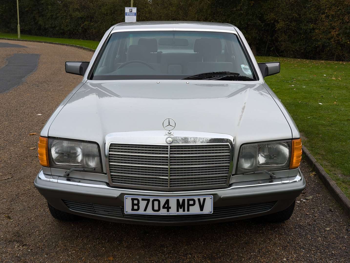 <p>1984 MERCEDES 500 SEL AUTO</p>