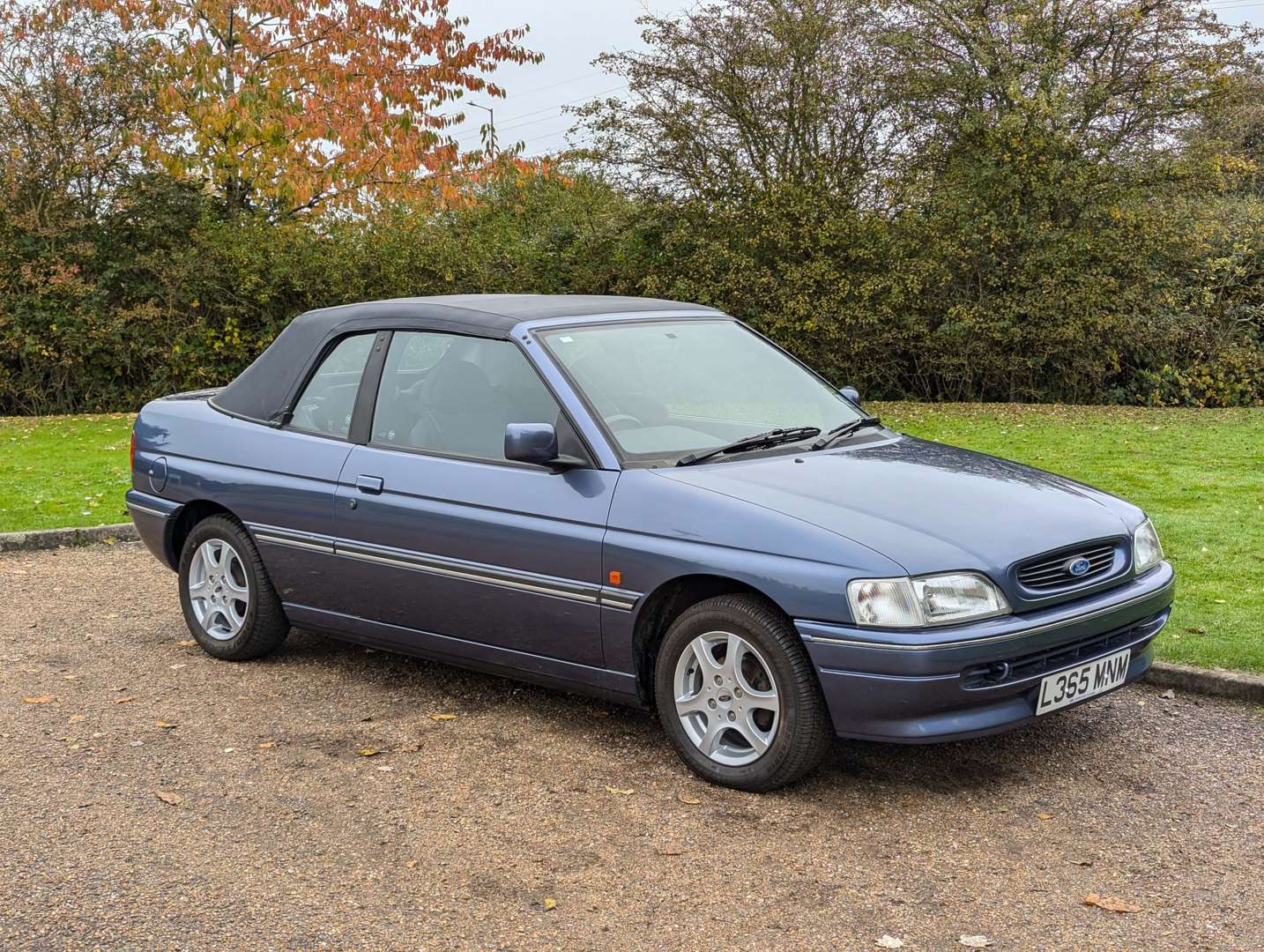 <p>1994 FORD ESCORT MISTRAL CONVERTIBLE ONE OWNER</p>