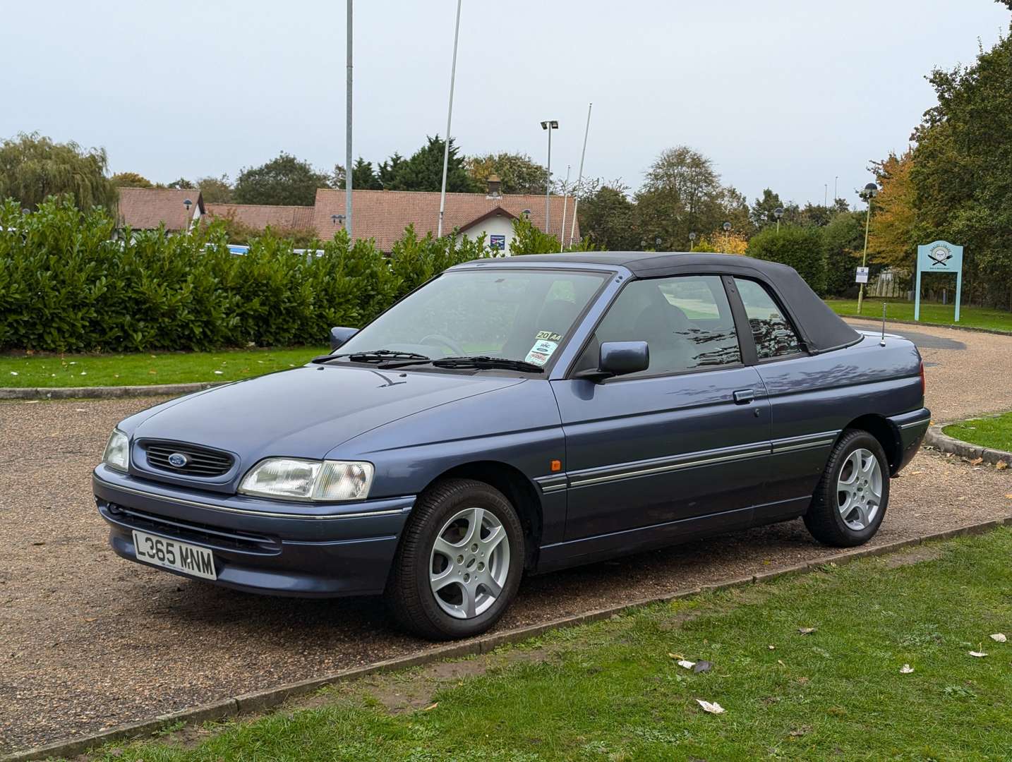 <p>1994 FORD ESCORT MISTRAL CONVERTIBLE ONE OWNER</p>