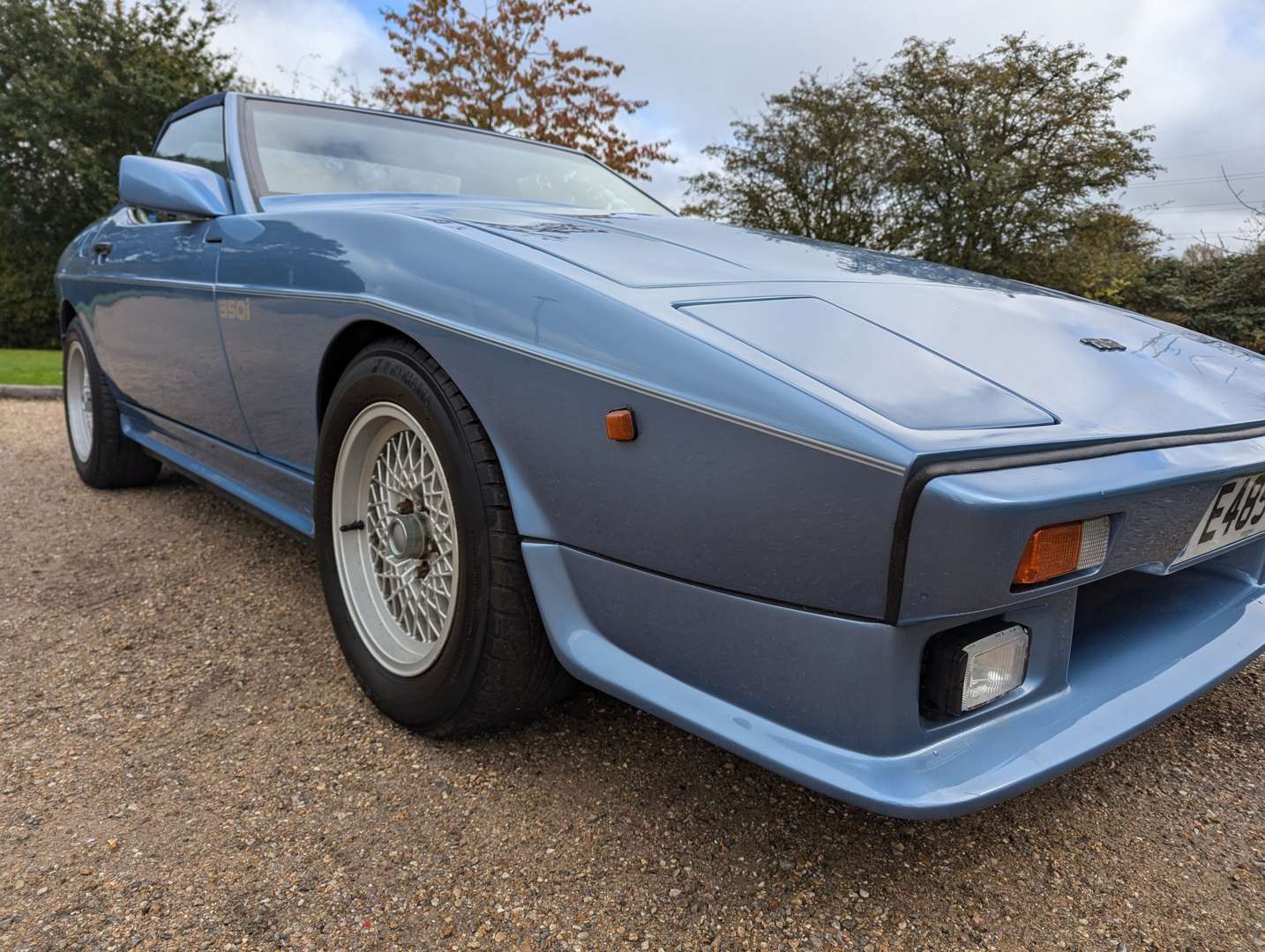 <p>1988 TVR 350I</p>