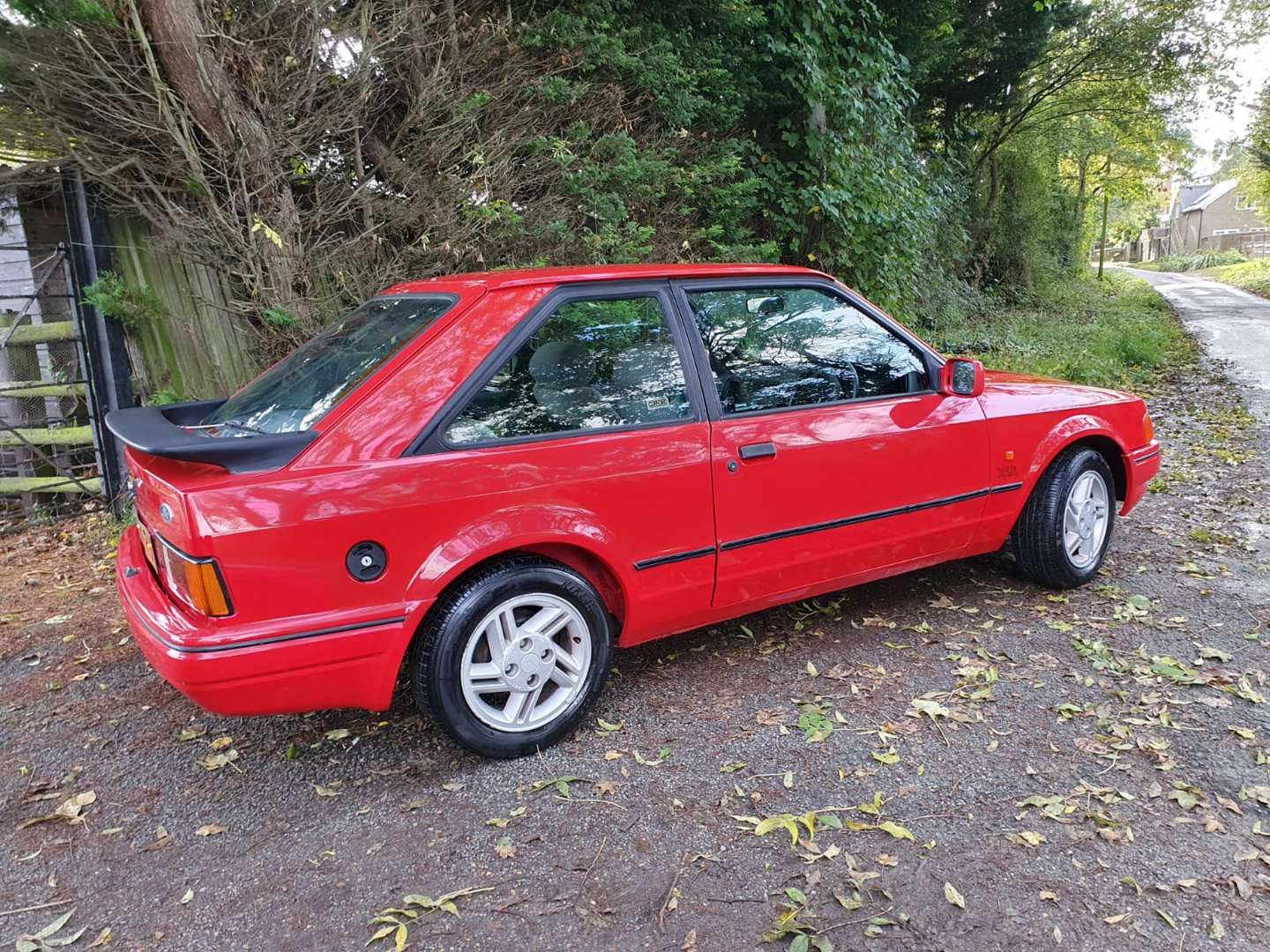 <p>1989 FORD ESCORT XR3I</p>