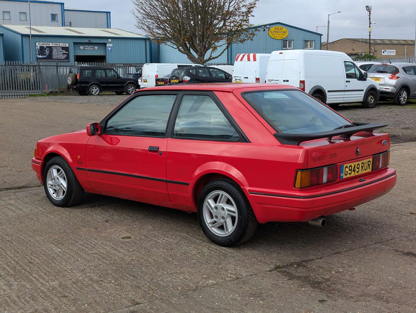 <p>1989 FORD ESCORT XR3I</p>