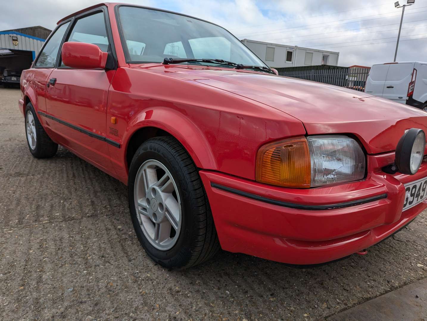 <p>1989 FORD ESCORT XR3I</p>