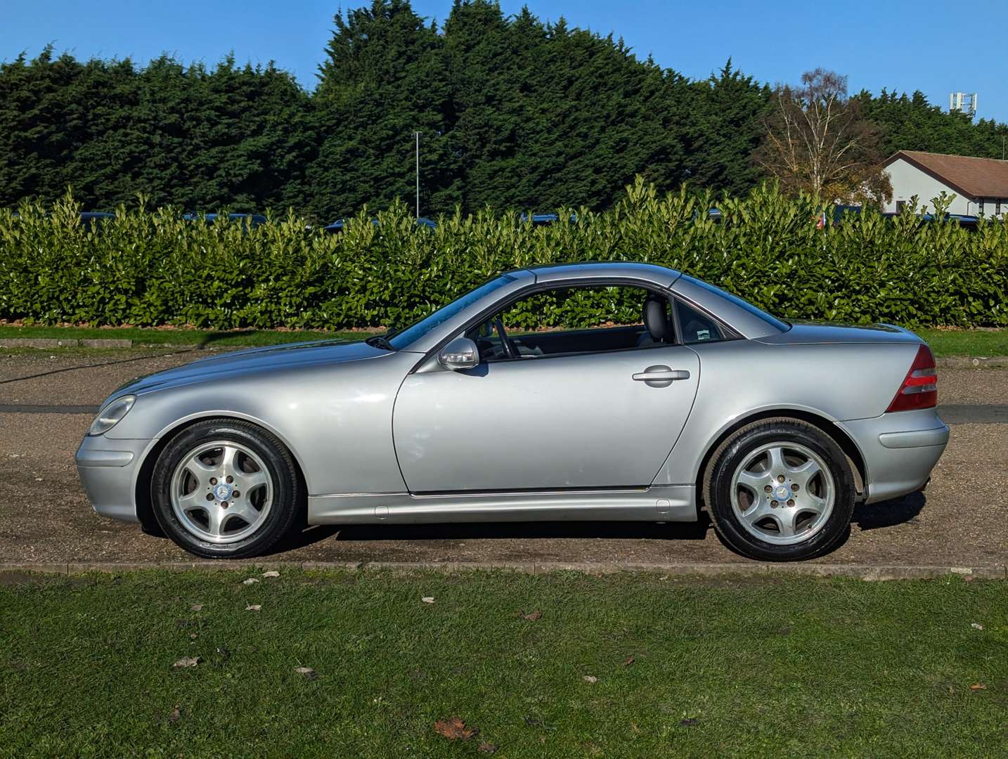 <p>2002 MERCEDES SLK 230 KOMPRESSOR AUTO</p>