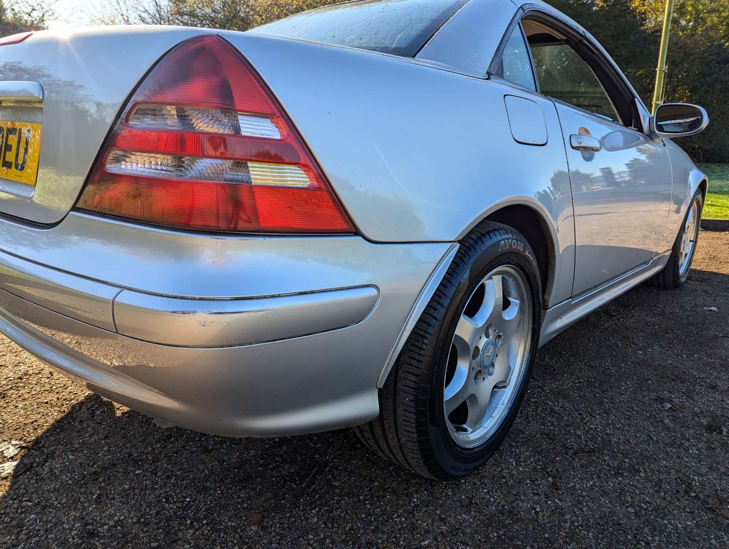 <p>2002 MERCEDES SLK 230 KOMPRESSOR AUTO</p>