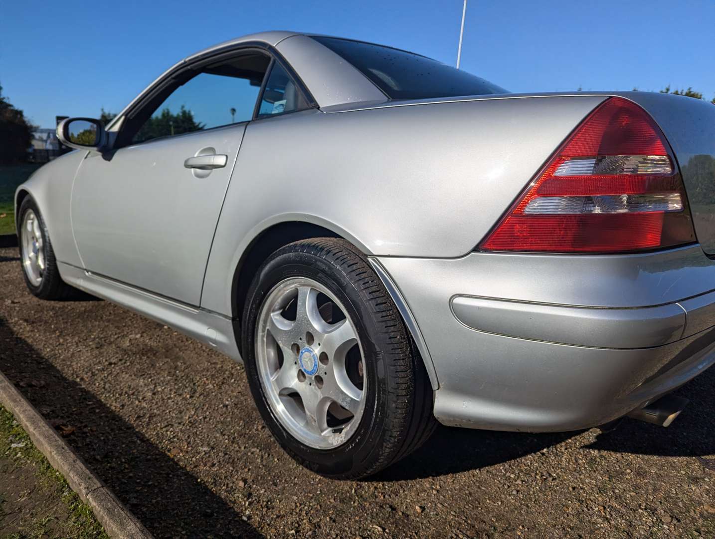 <p>2002 MERCEDES SLK 230 KOMPRESSOR AUTO</p>