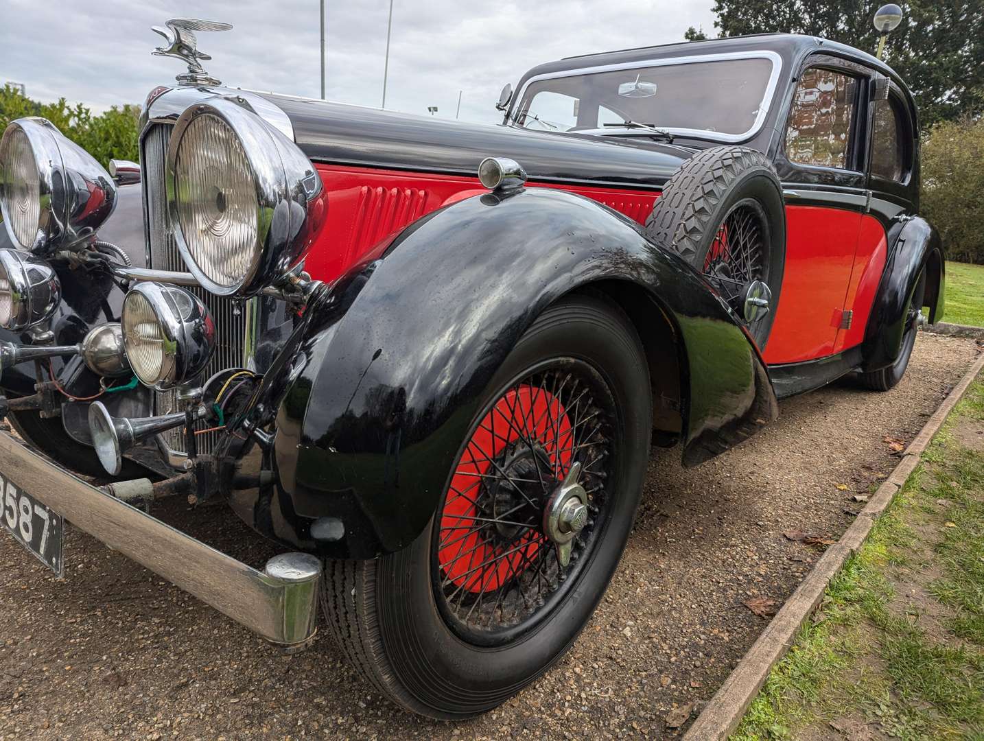 <p>1936 ALVIS 3 ½ LITRE SALOON</p>