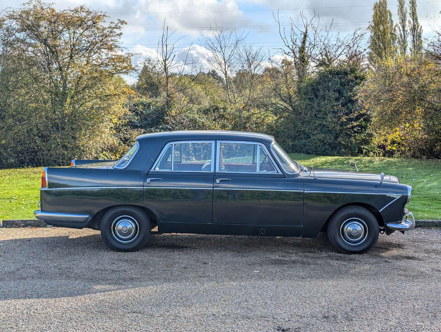 <p>1965 WOLSELEY 6/110</p>