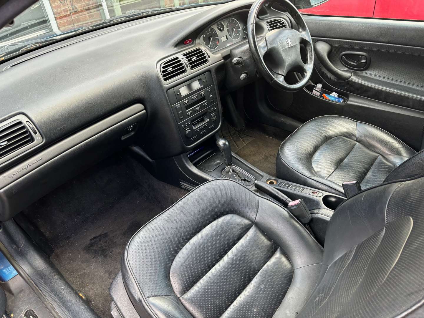 <p>1999 PEUGEOT 406 3.0 V6 COUPE AUTO</p>