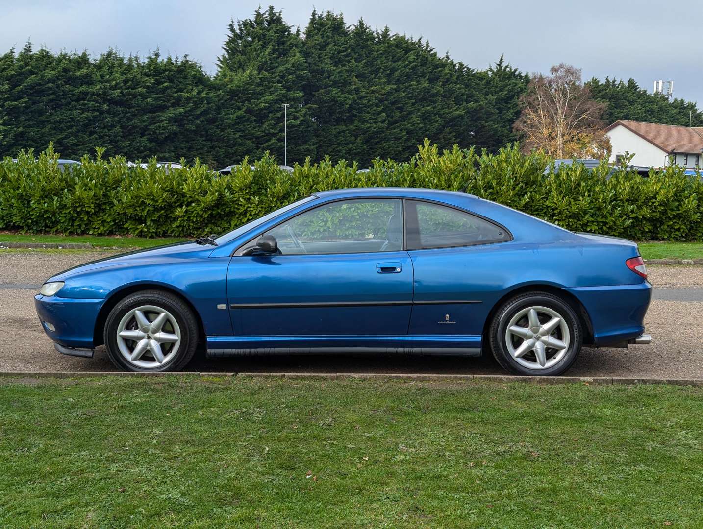 <p>1999 PEUGEOT 406 3.0 V6 COUPE AUTO</p>