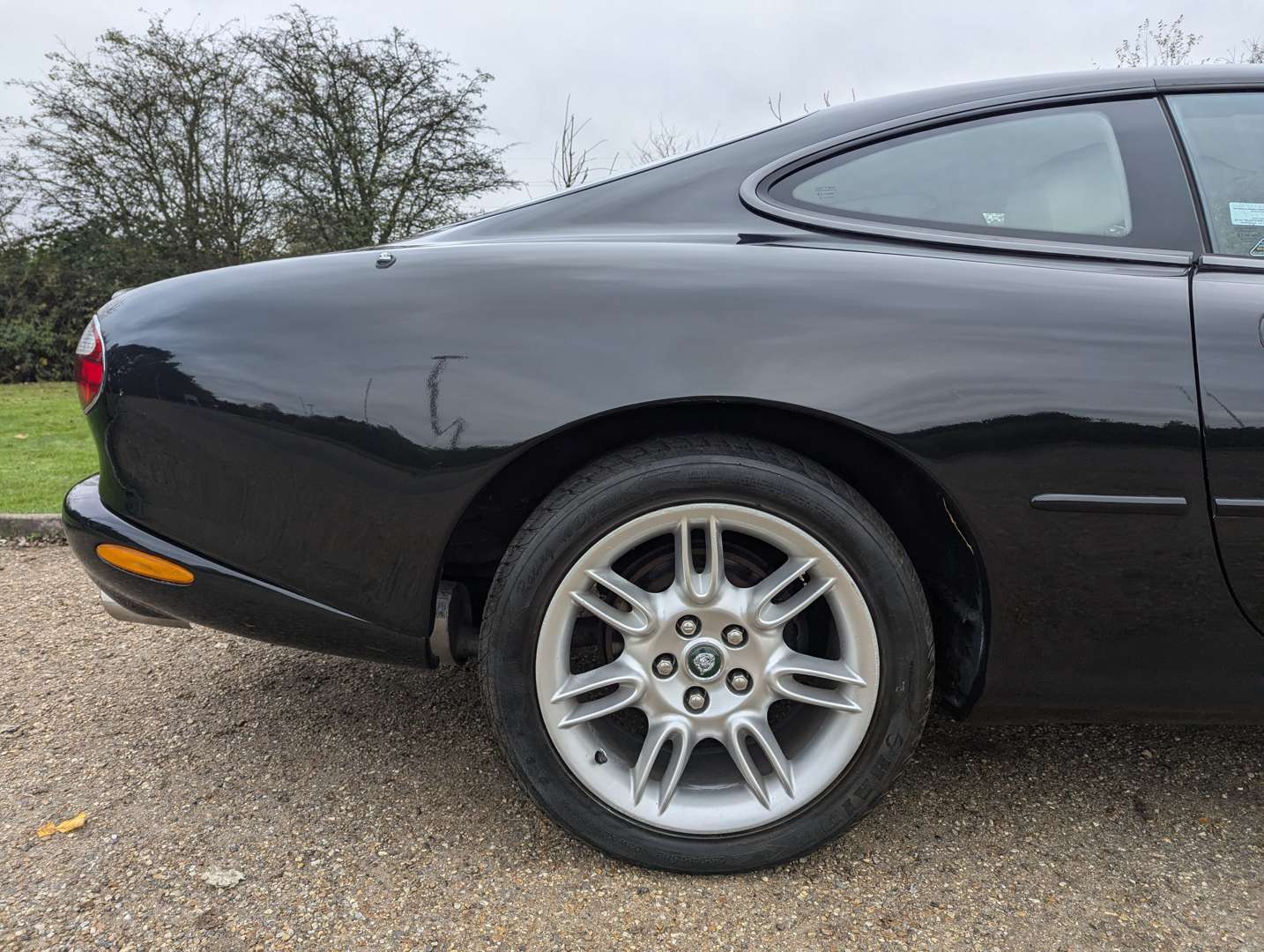 <p>2001 JAGUAR XKR 4.0 AUTO</p>