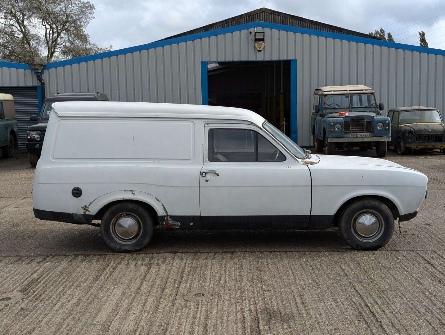 <p>1974 FORD ESCORT VAN MKI</p>