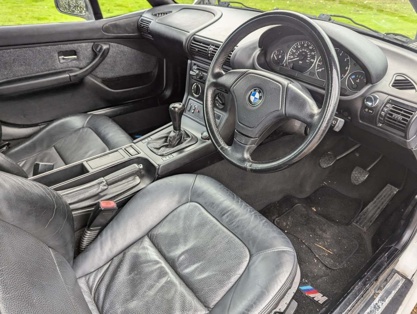 <p>1997 BMW Z3 2.8 WIDE BODY</p>