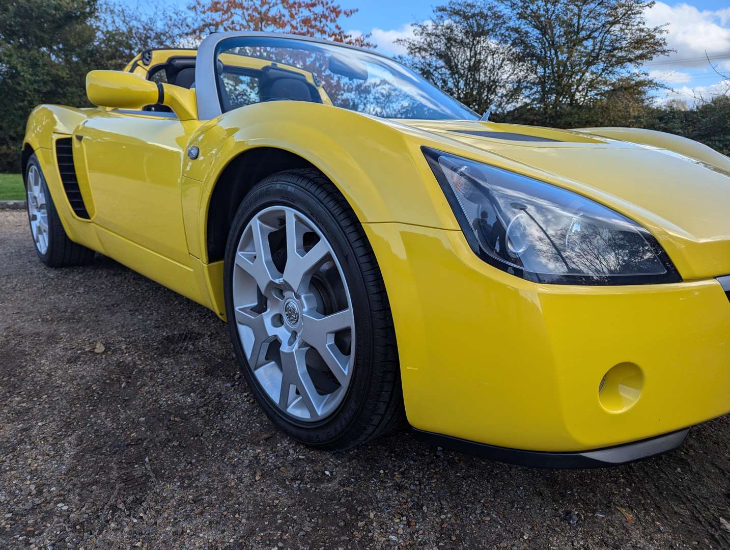 <p>2005 VAUXHALL VX220 TURBO 7,601 MILES</p>