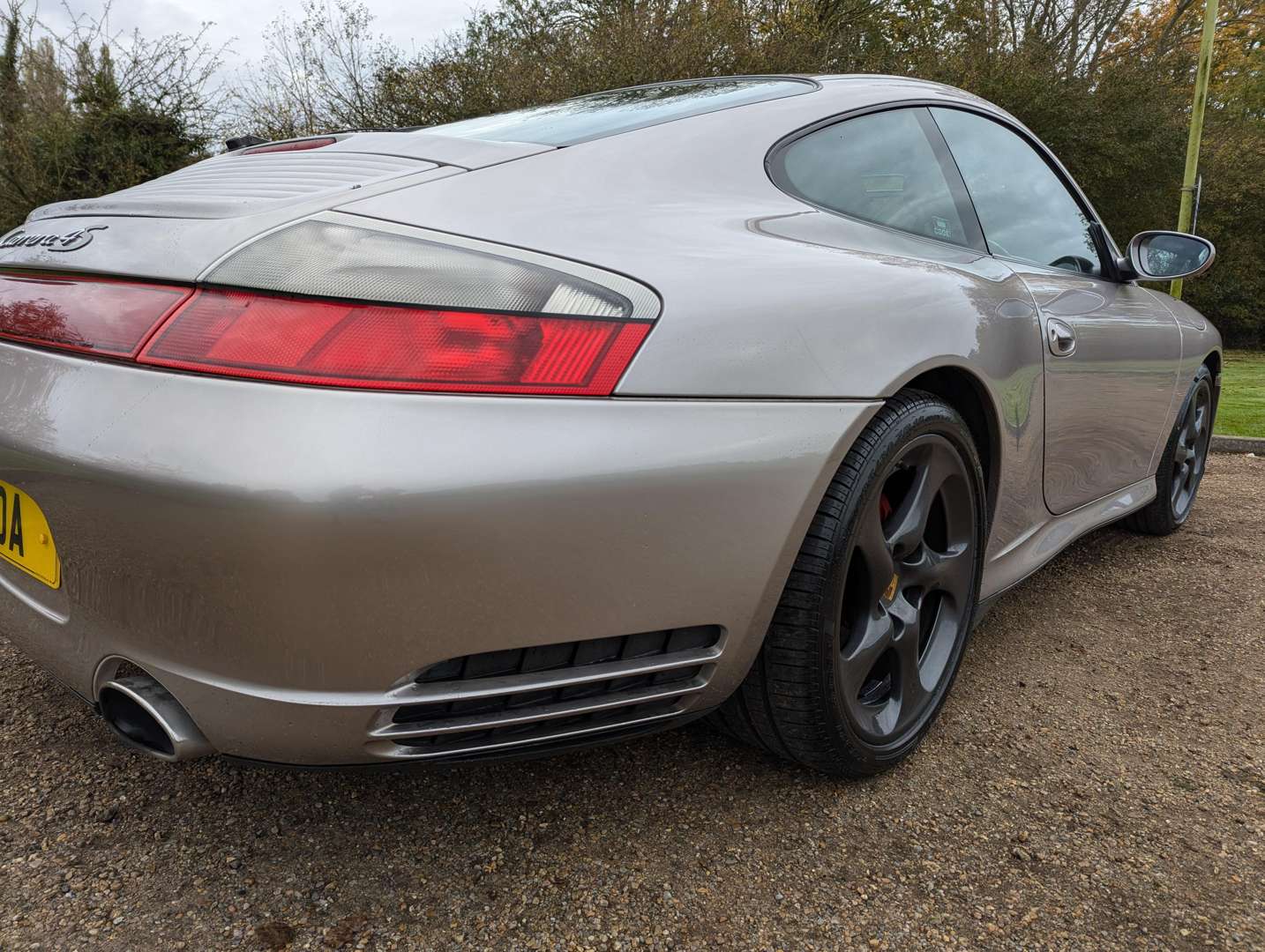 <p>2002 PORSCHE (996) 911 CARRERA 4S</p>