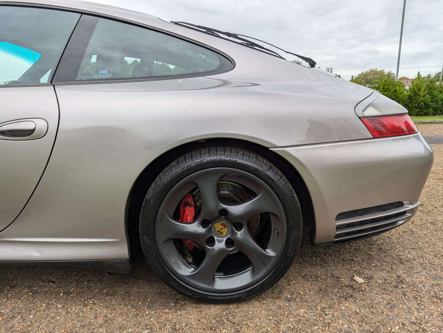 <p>2002 PORSCHE (996) 911 CARRERA 4S</p>