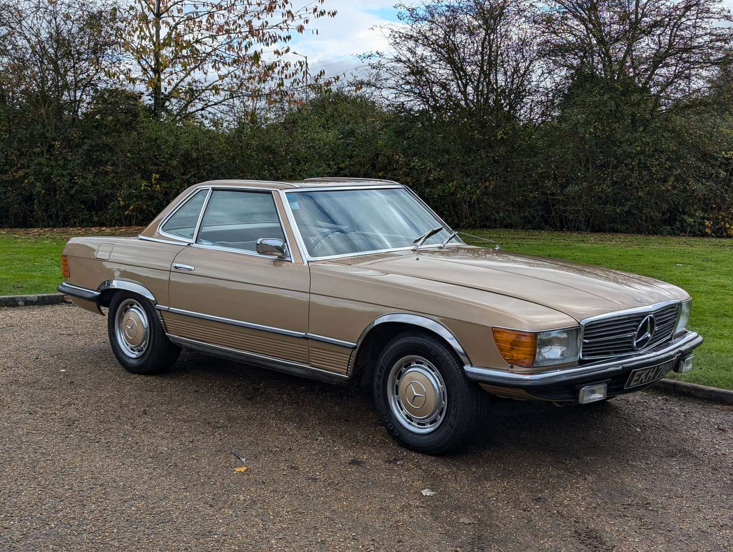 <p>1972 MERCEDES R107 350 SL AUTO</p>