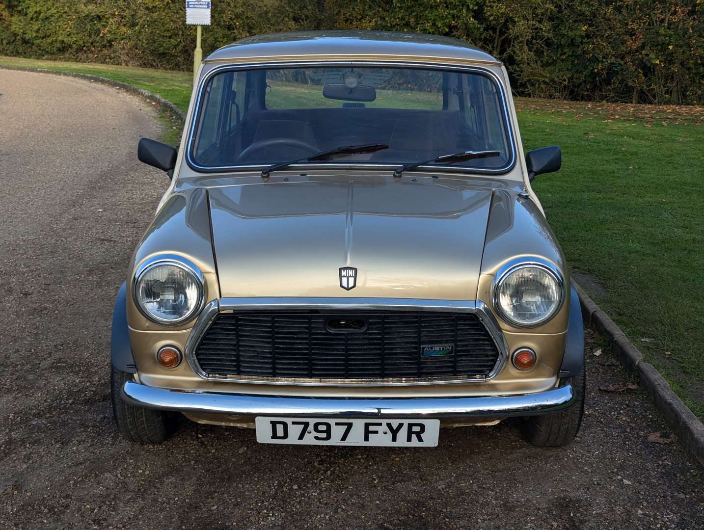 <p>1986 AUSTIN MINI PICCADILLY</p>