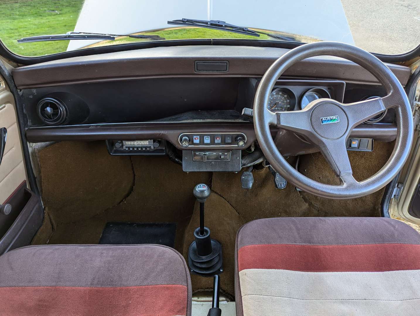 <p>1986 AUSTIN MINI PICCADILLY</p>