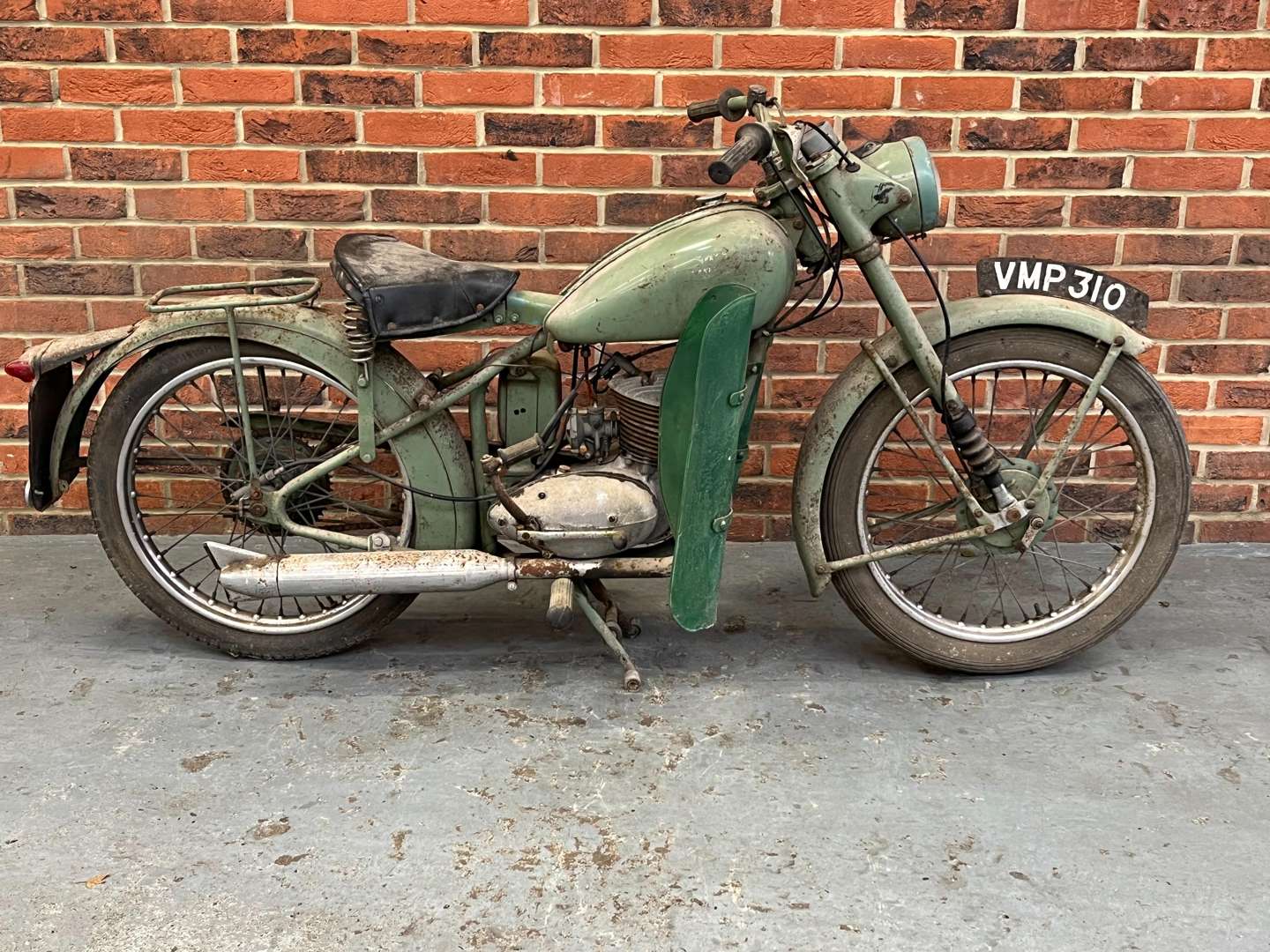 <p>1950 BSA BANTAM D1</p>