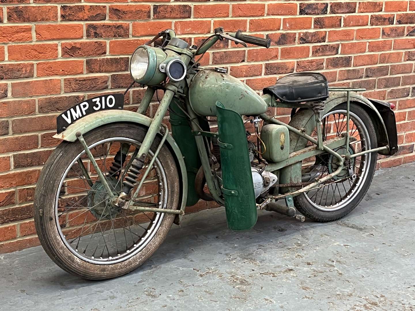 <p>1950 BSA BANTAM D1</p>