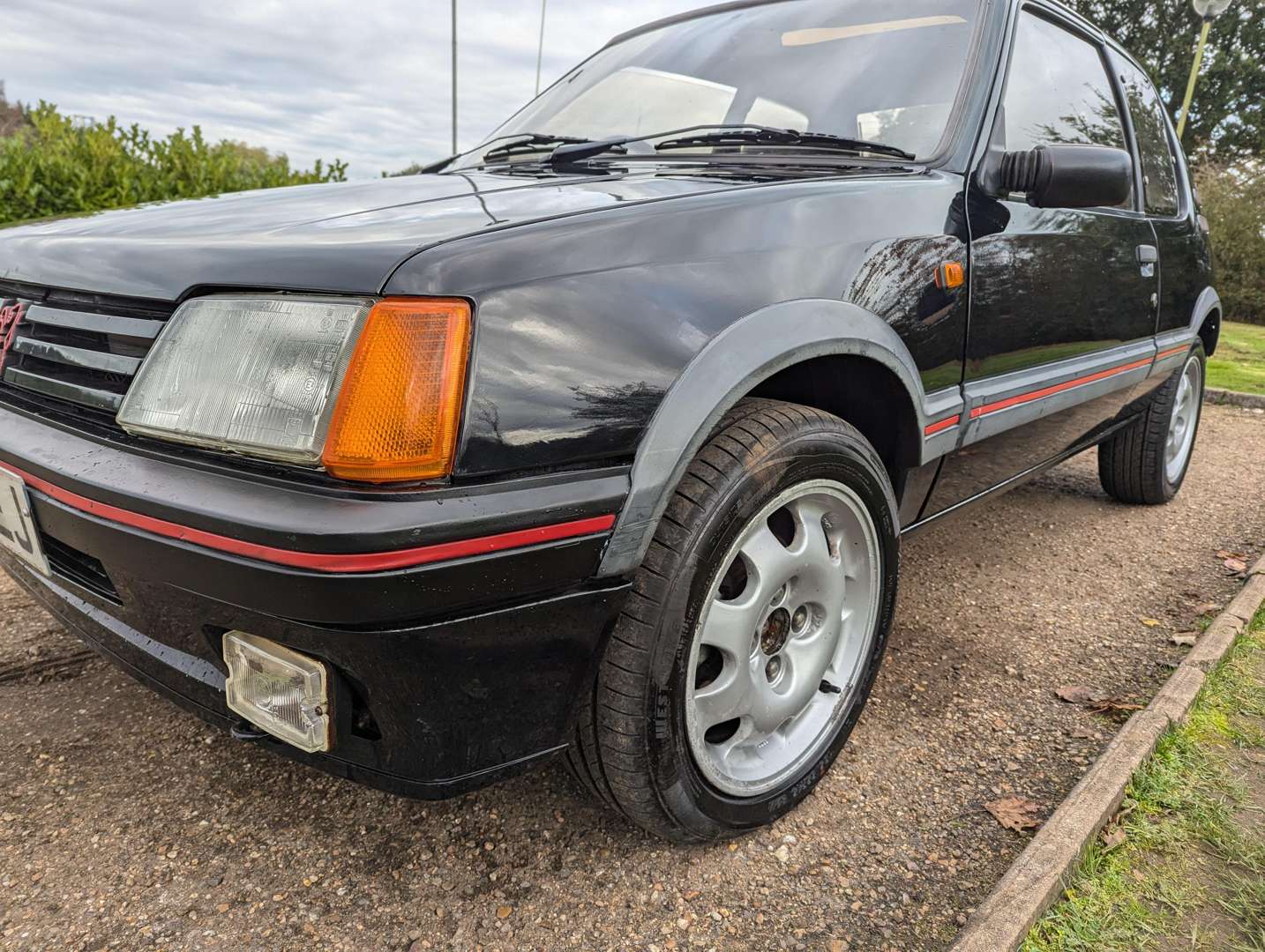 <p>1989 PEUGEOT 205 1.9 GTI</p>