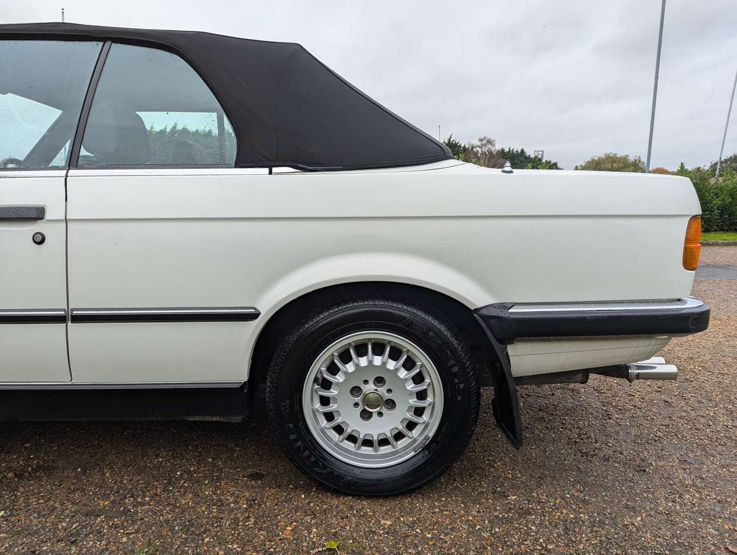 <p>1990 BMW E30 320I CONVERTIBLE</p>