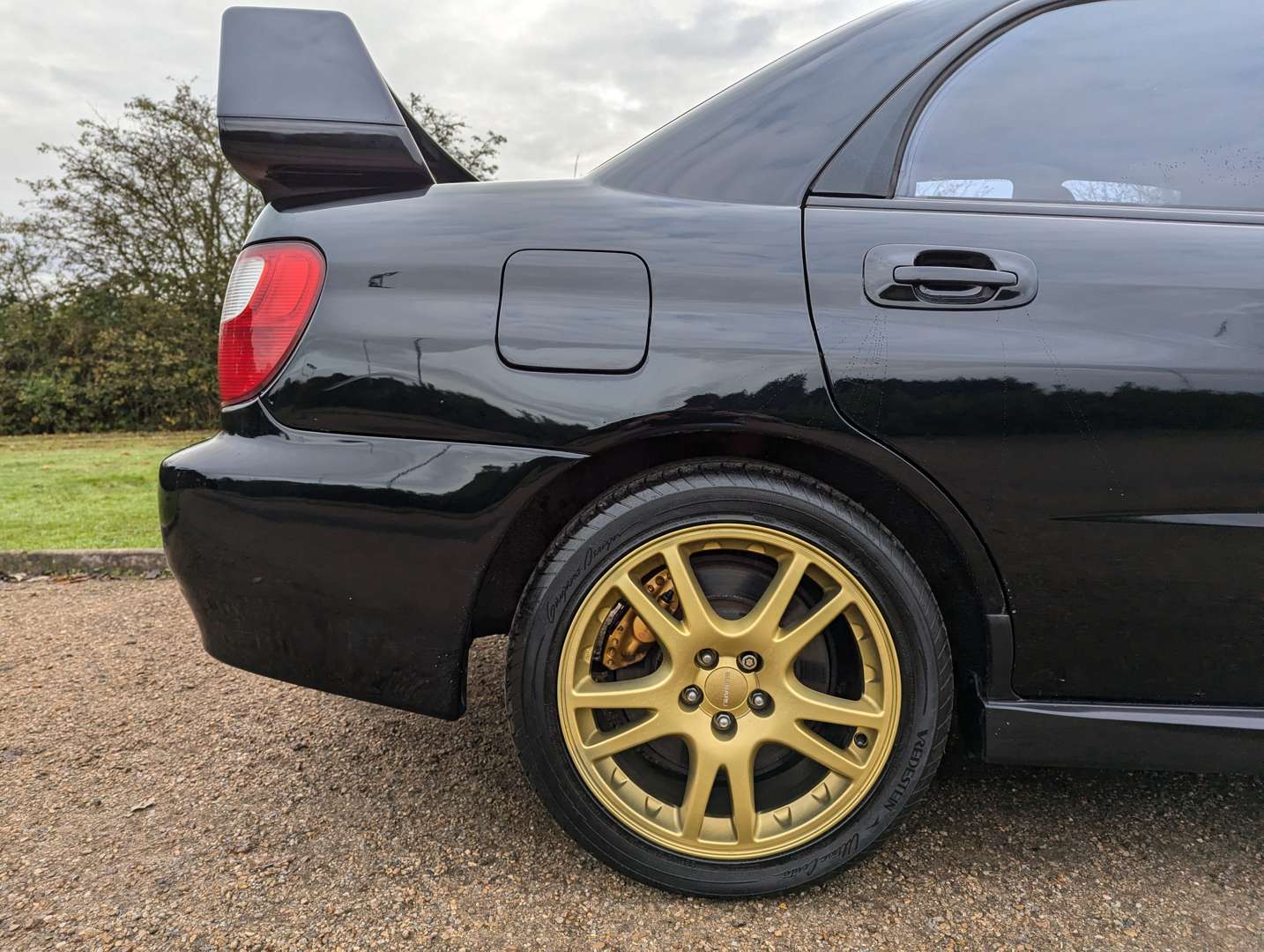 <p>2002 SUBARU IMPREZA WRX-STI PRODRIVE TYPE UK</p>