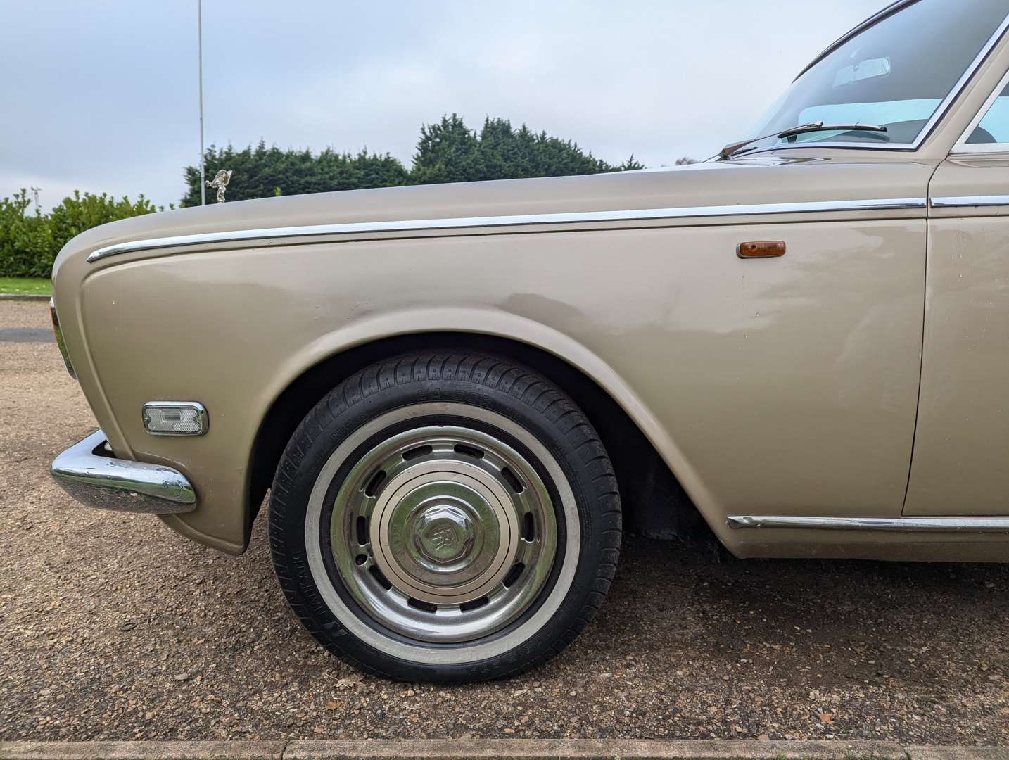 <p>1972 ROLLS ROYCE SHADOW I</p>