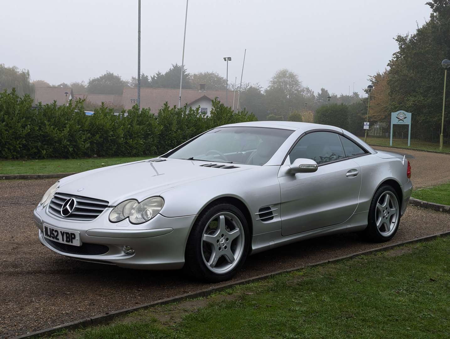 <p>2002 MERCEDES SL500 AUTO</p>