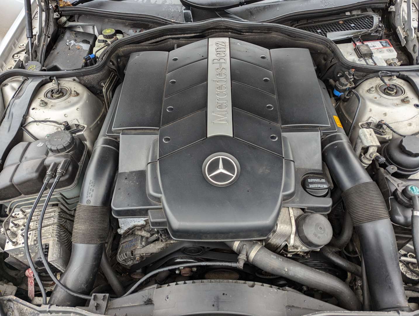 <p>2002 MERCEDES SL500 AUTO</p>