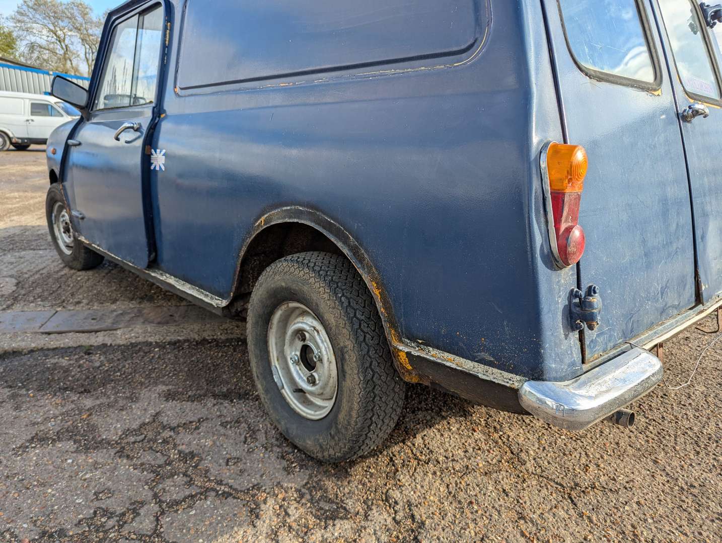 <p>1979 AUSTIN MORRIS MINI 1000 VAN</p>