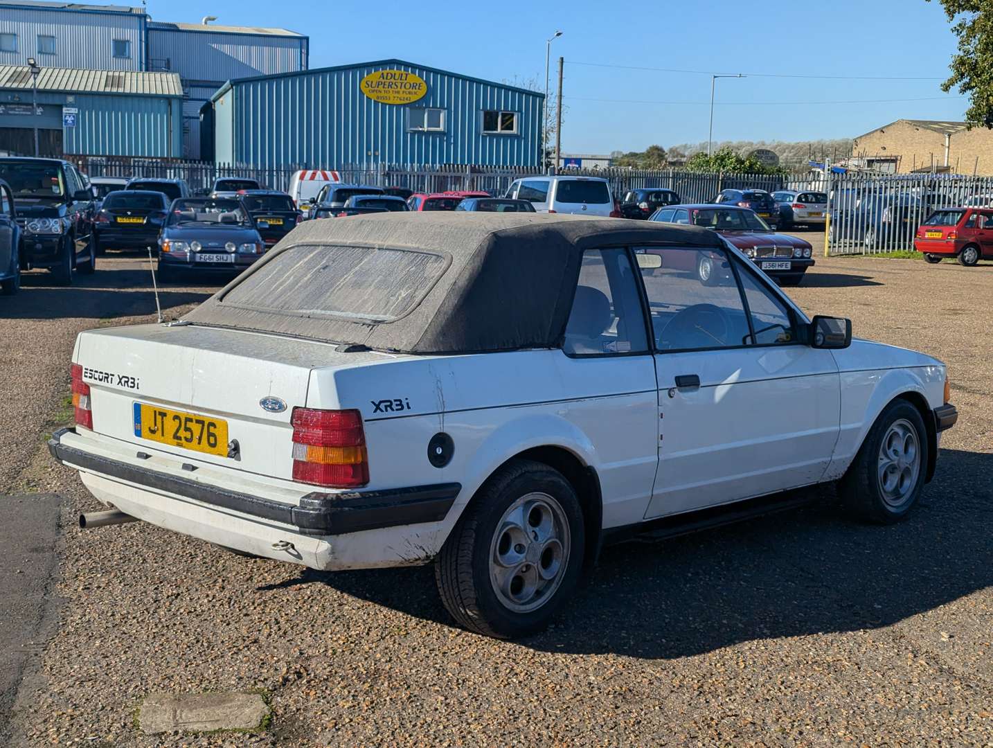 <p>1984 FORD ESCORT 1.6I CABRIOLET</p>