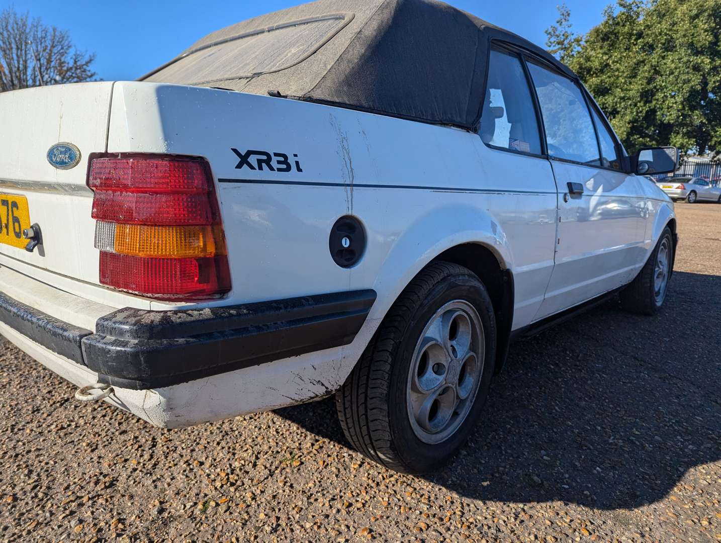 <p>1984 FORD ESCORT 1.6I CABRIOLET</p>