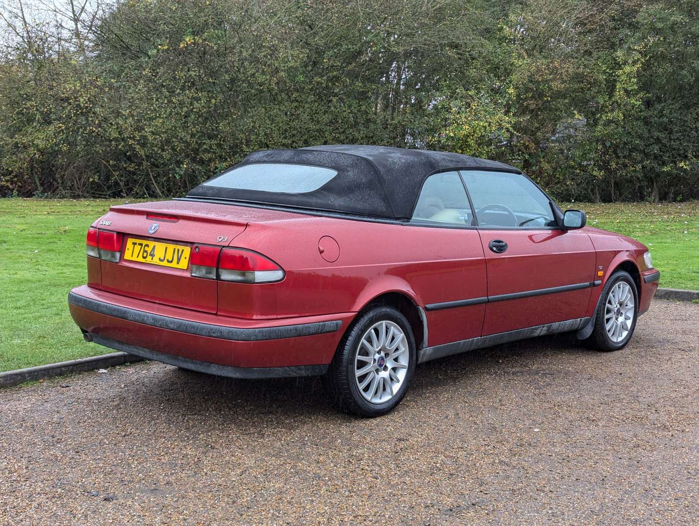 <p>1999 SAAB 9-3 SE TURBO CONVERTIBLE AUTO</p>