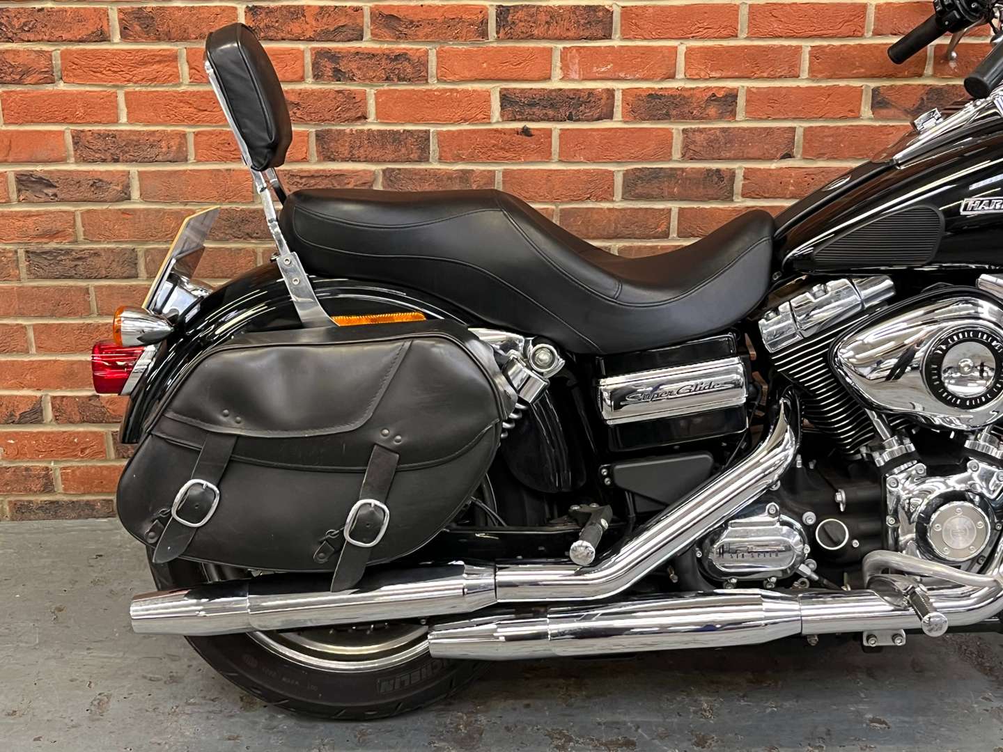 <p>2014 HARLEY-DAVIDSON SUPER GLIDE CUSTOM FXDC</p>