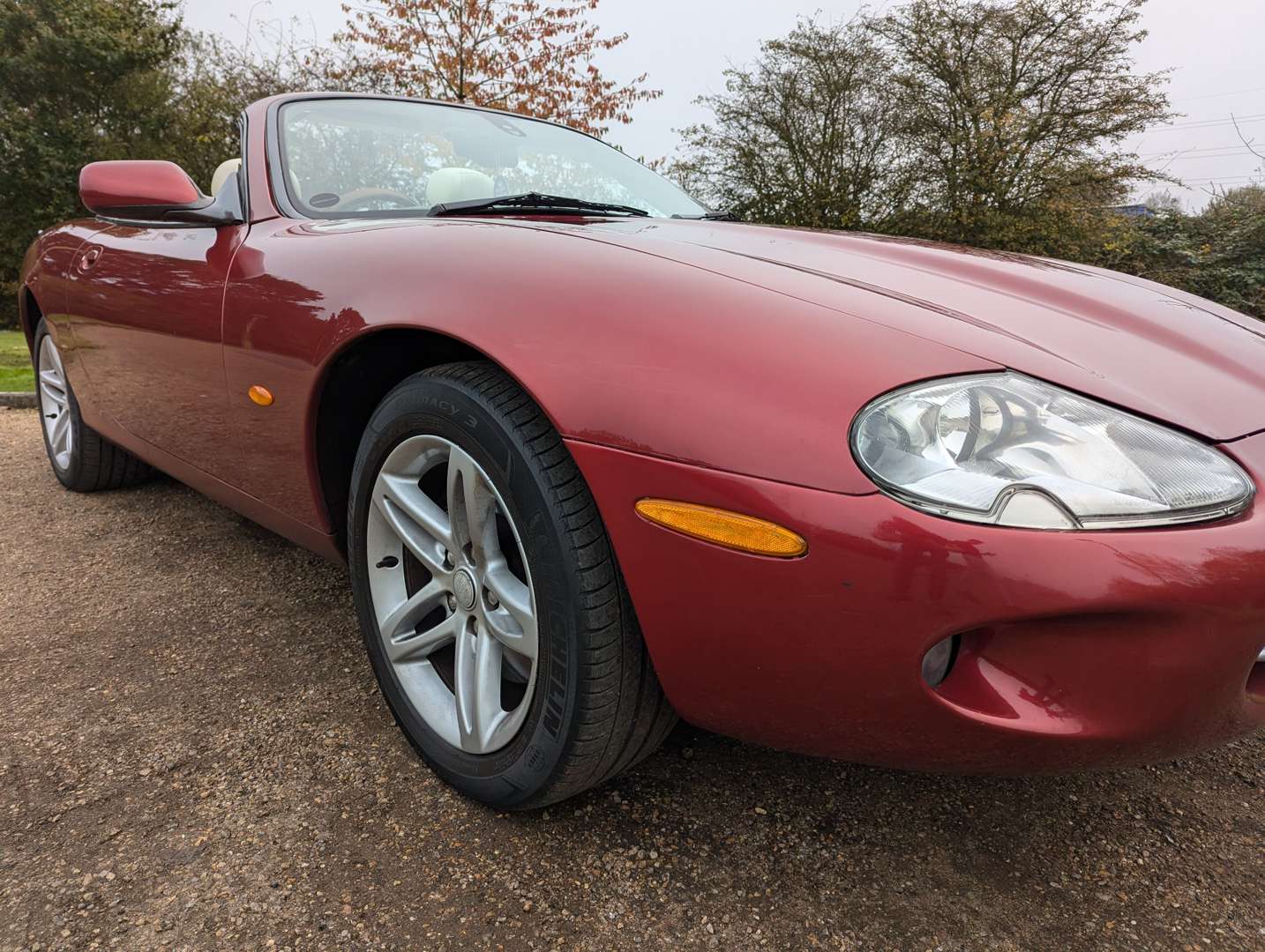 <p>2004 JAGUAR XK8 4.2 CONVERTIBLE AUTO</p>