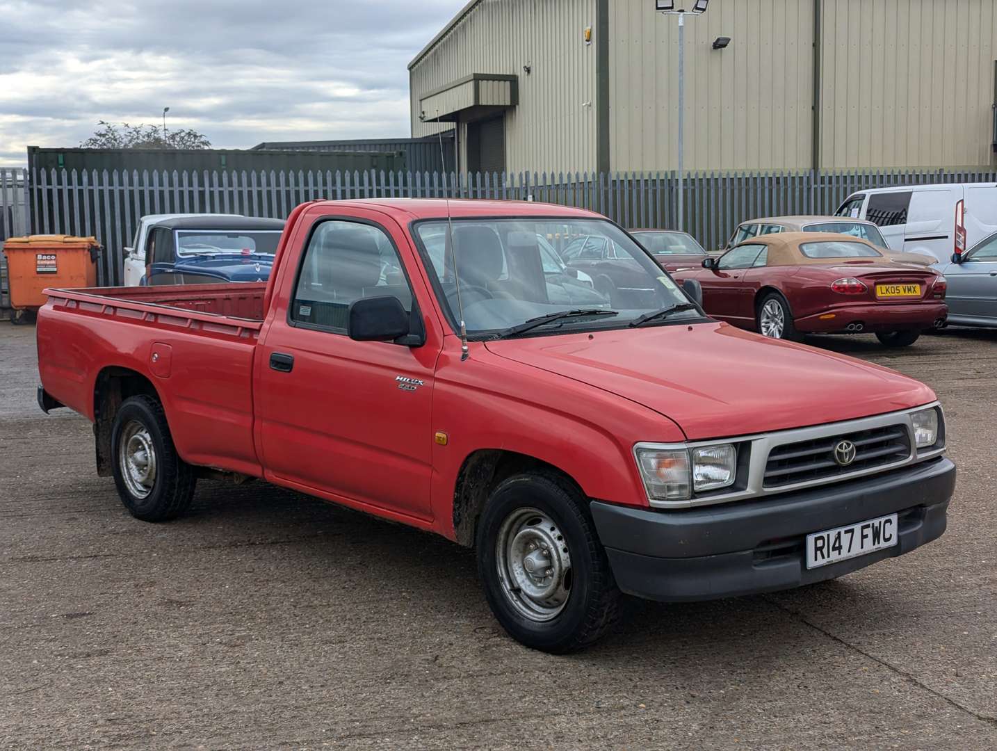 <p>1998 TOYOTA HILUX 2.4D 2WD</p>