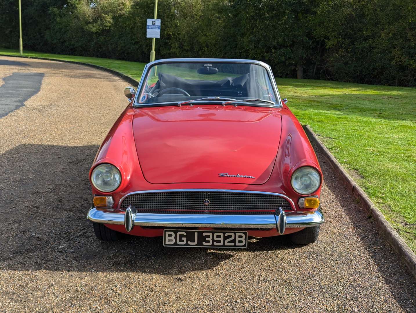 <p>1964 SUNBEAM ALPINE 2.8 V6&nbsp;</p>