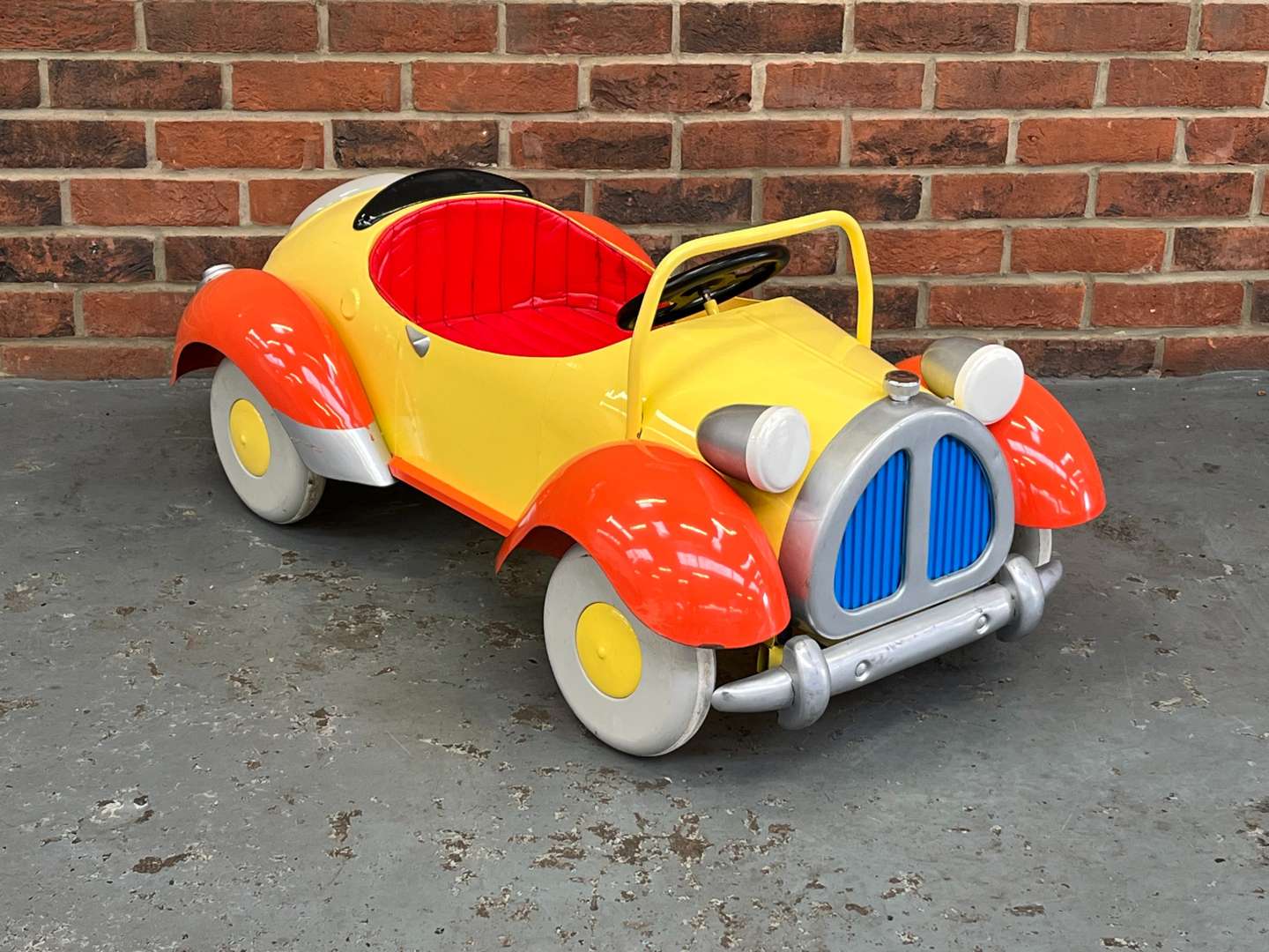 <p>Noddy Tin Plate Childs Pedal Car</p>