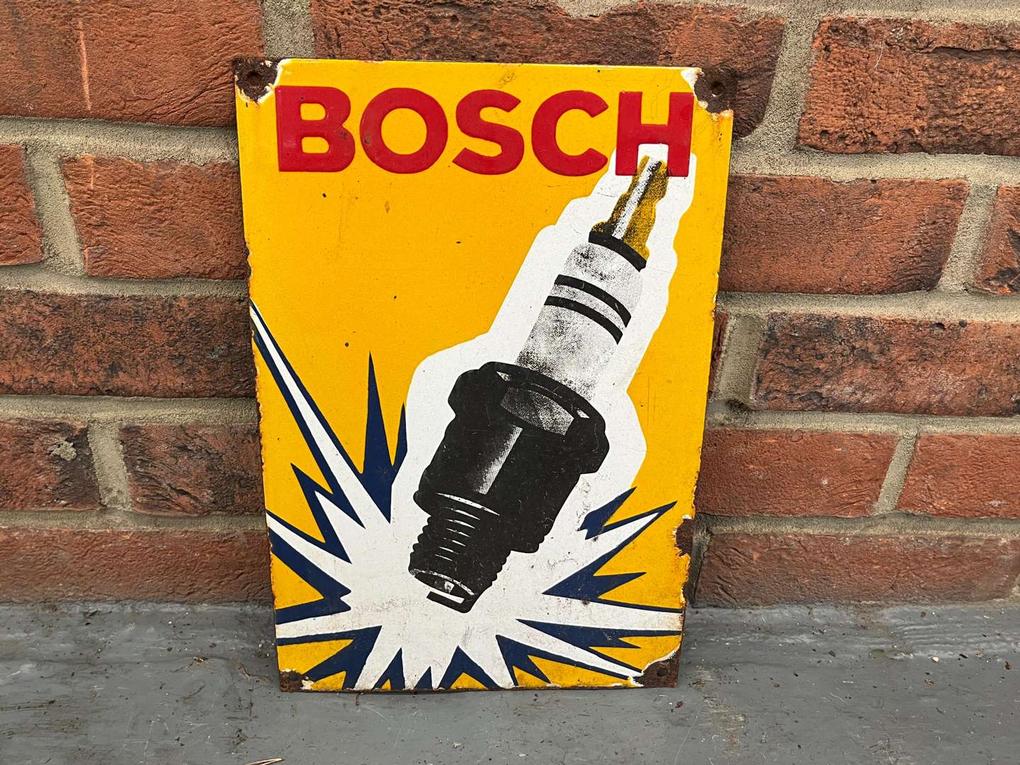 <p>Bosch Spark Plug Enamel Sign</p>