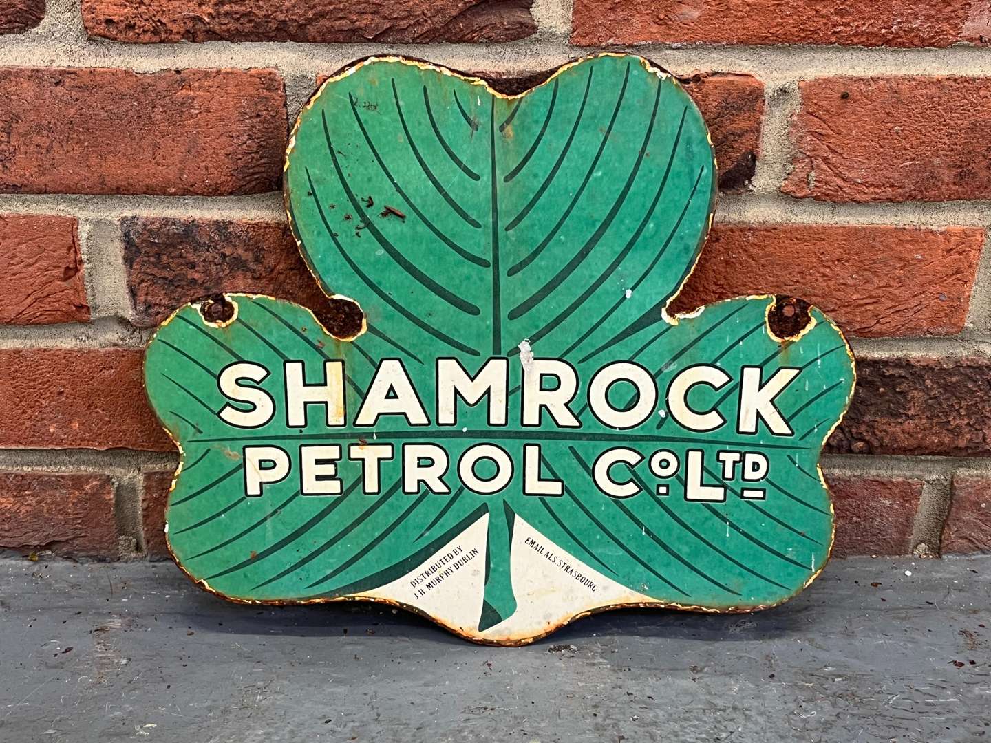 <p>Shamrock Petrol Clover Enamel Sign</p>