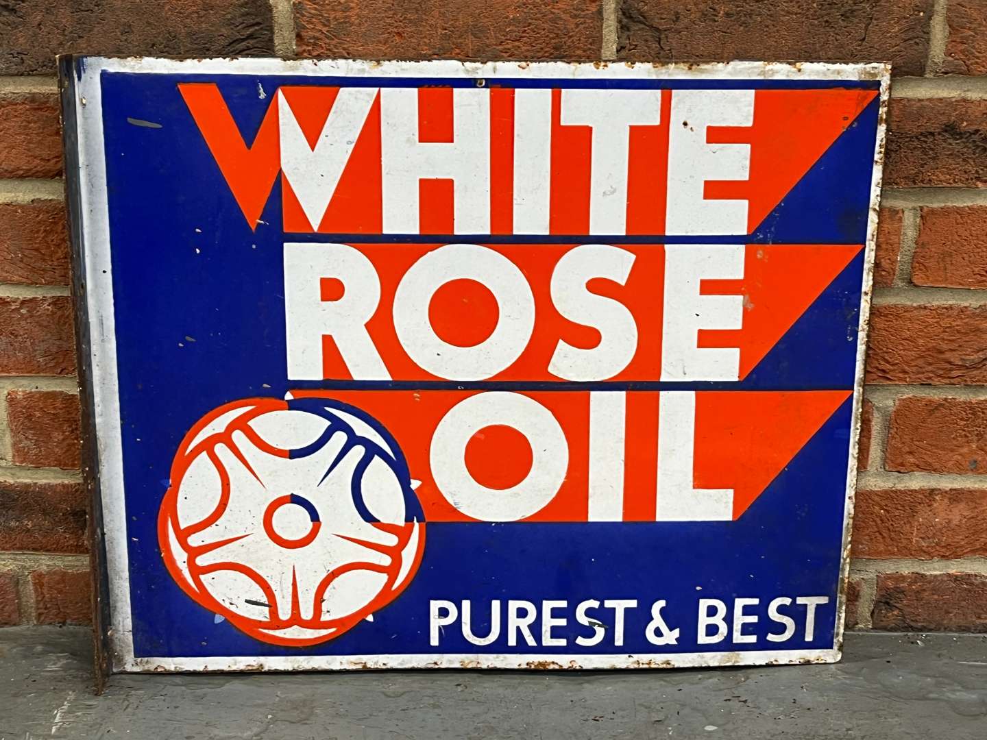 <p>White Rose Oil Flange Sign</p>