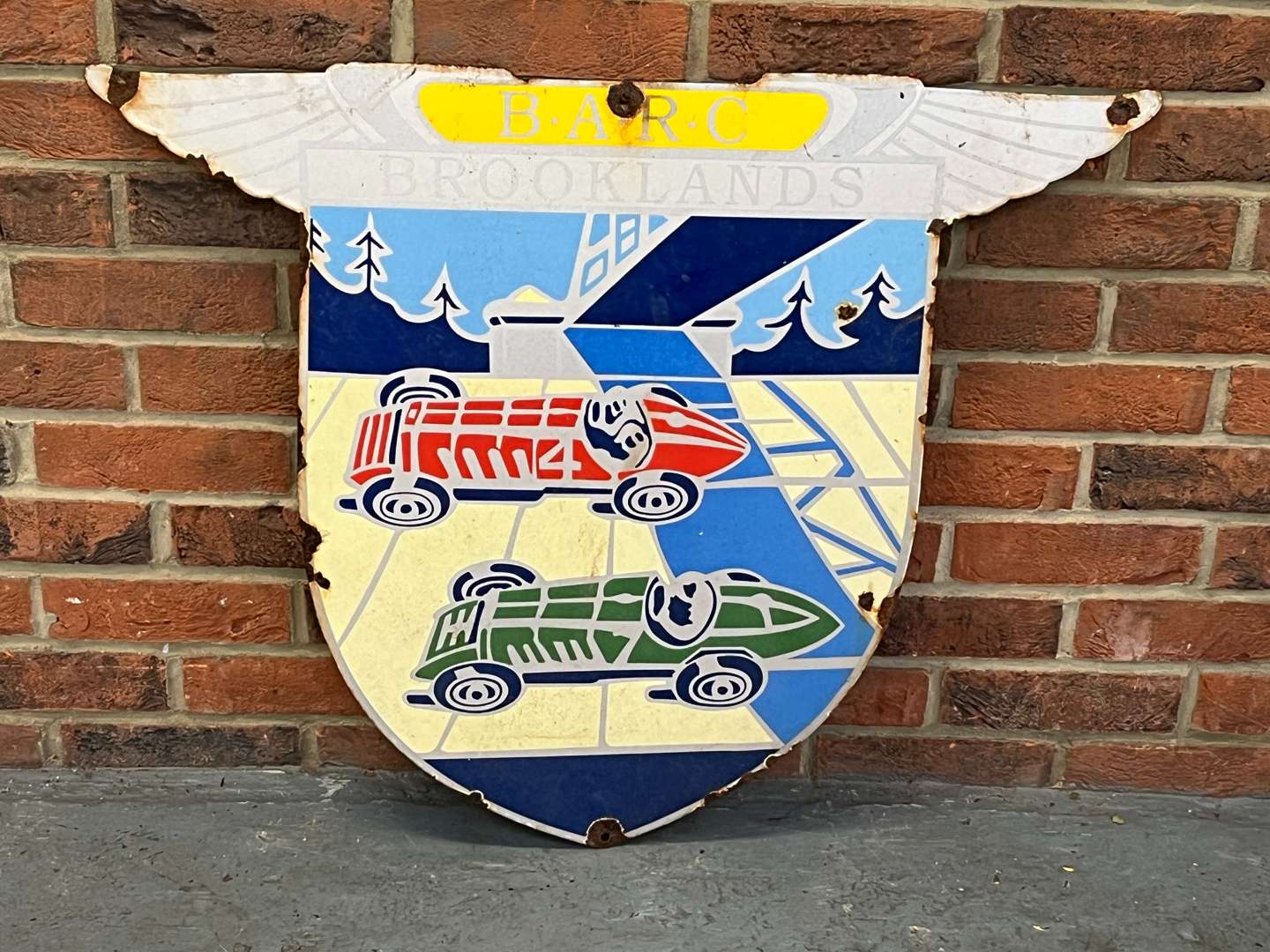 <p>B.A.R.C Brooklands Shield Enamel Sign</p>