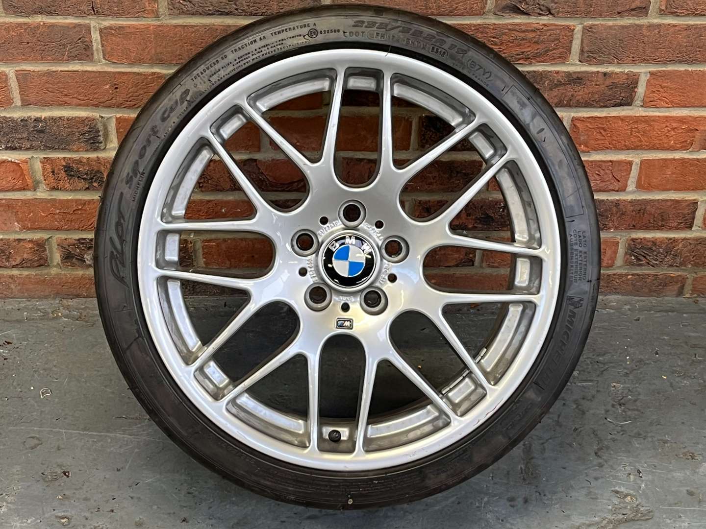 <p>Set of Four Genuine BMW E46 CSL Alloy Wheels&nbsp;</p>