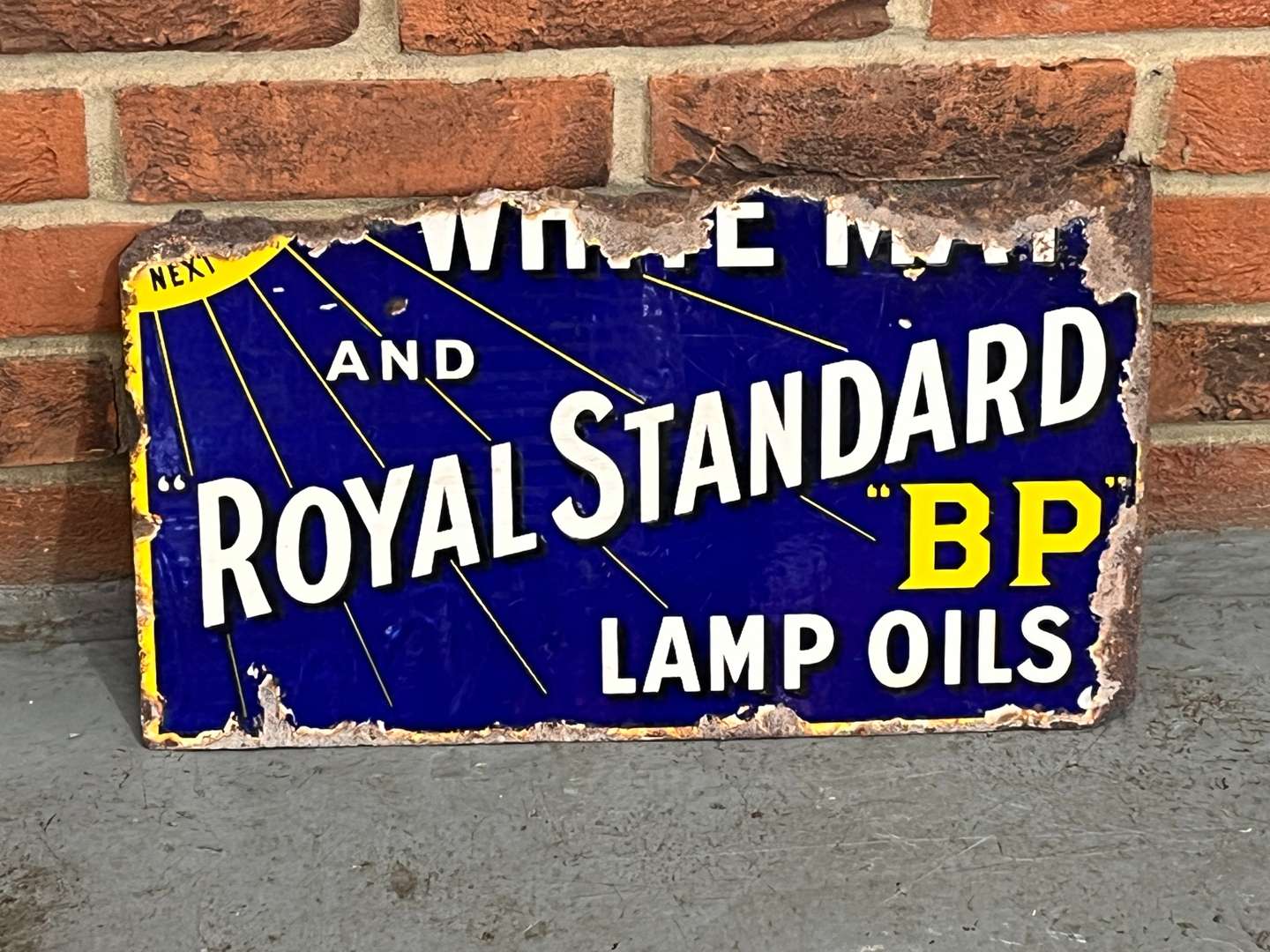 <p>BP Royal Standard Lamp Oils Enamel Sign</p>