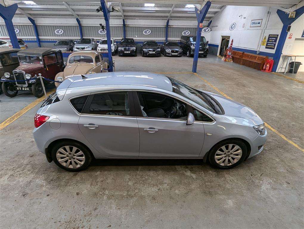 <p>2014 VAUXHALL ASTRA TECH LINE CDTI ECOF</p>