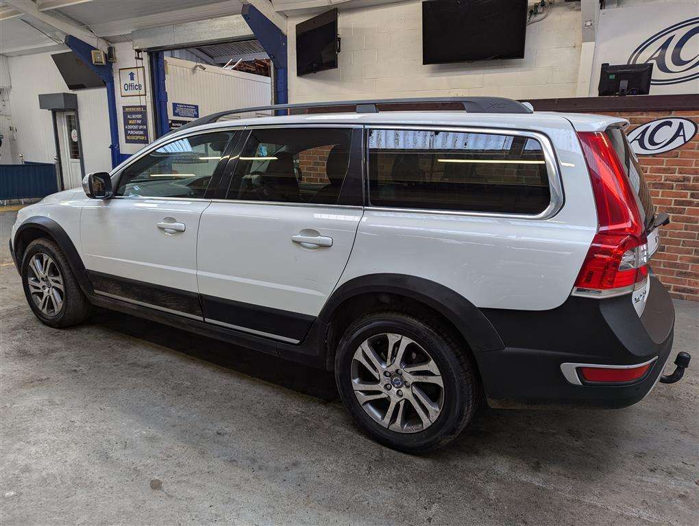 <p>2014 VOLVO XC70 SE NAV D5 AWD AUTO</p>