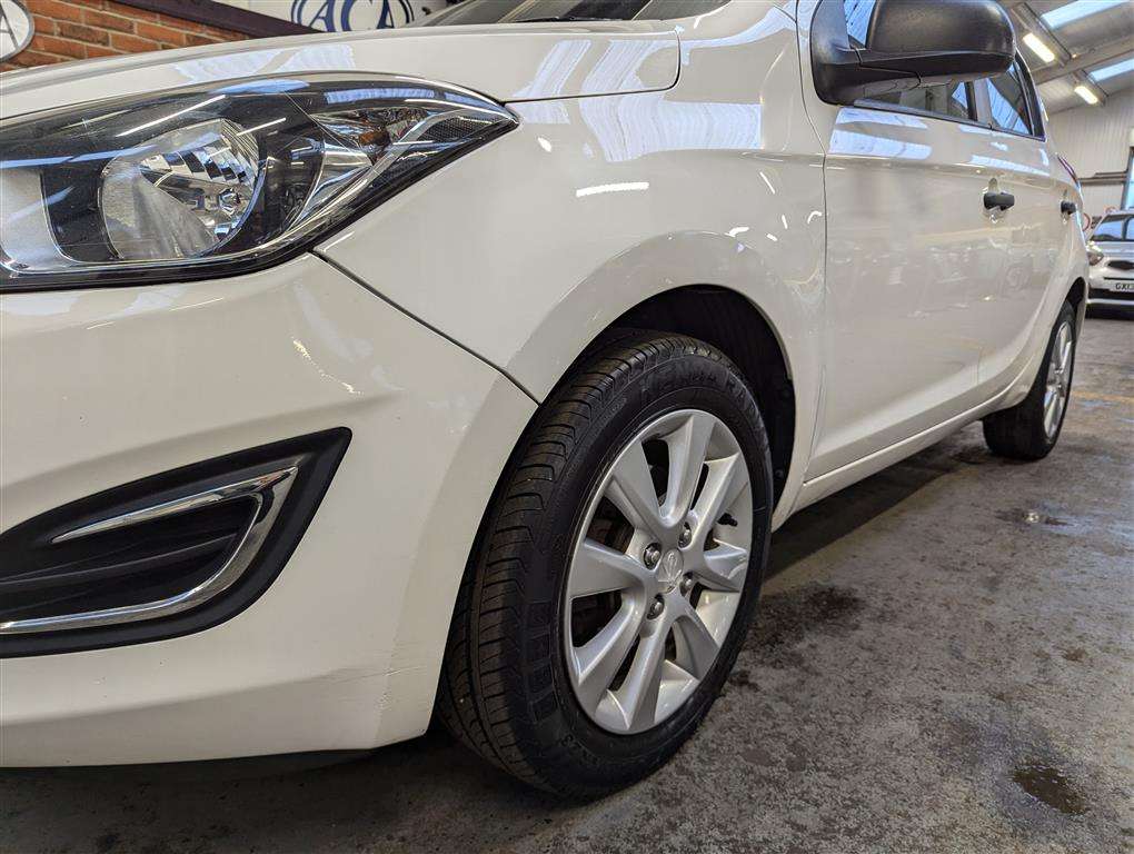 <p>2014 HYUNDAI I20 CLASSIC</p>