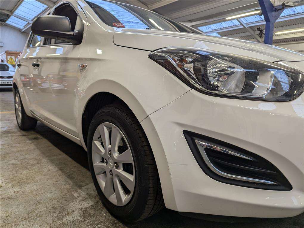 <p>2014 HYUNDAI I20 CLASSIC</p>